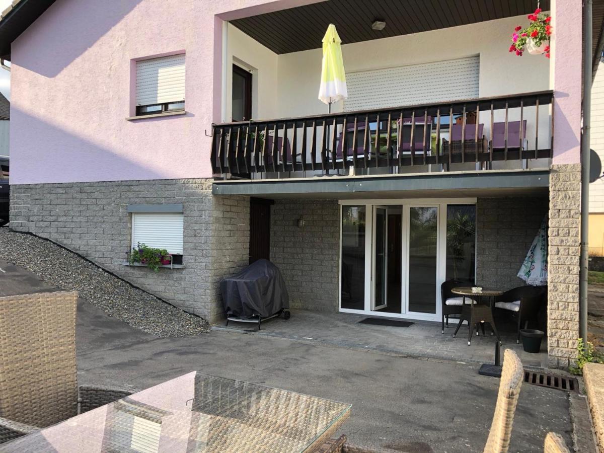 Haus Zissi Βίλα Burg Reuland Εξωτερικό φωτογραφία